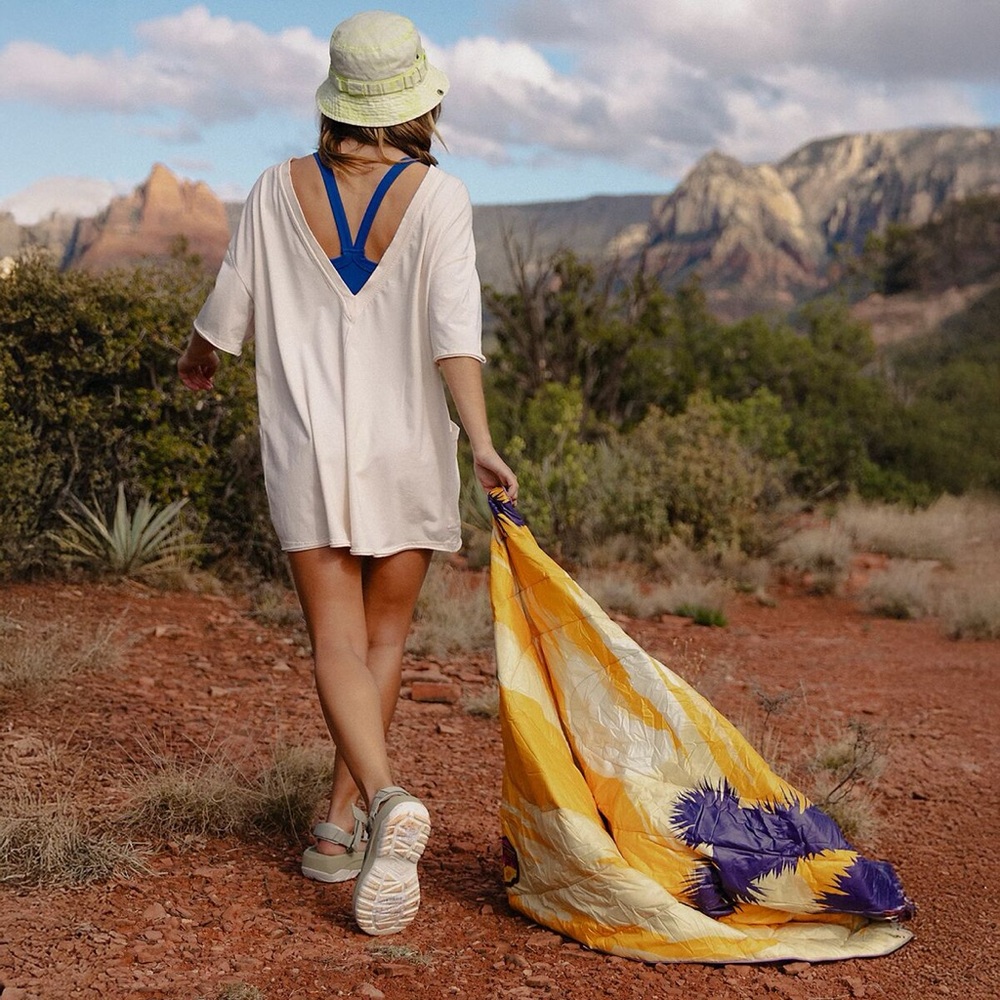 FP Movement by Free People Hot Shot T-Shirt Romper V-Neck Bleached Clay XS NEW - Picture 2 of 11